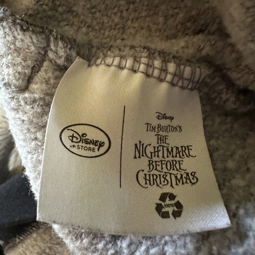 Jack Skellington Disney Store Men's Gray Hoodie Sweater XL - Picture 2 of 4